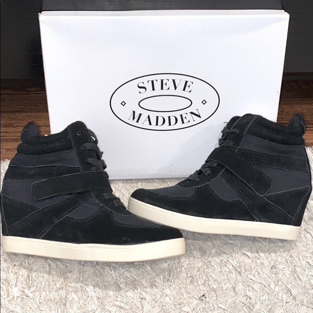 Steve Madden “Olympiaa” Wedge Sneaker - Size 9 1/2